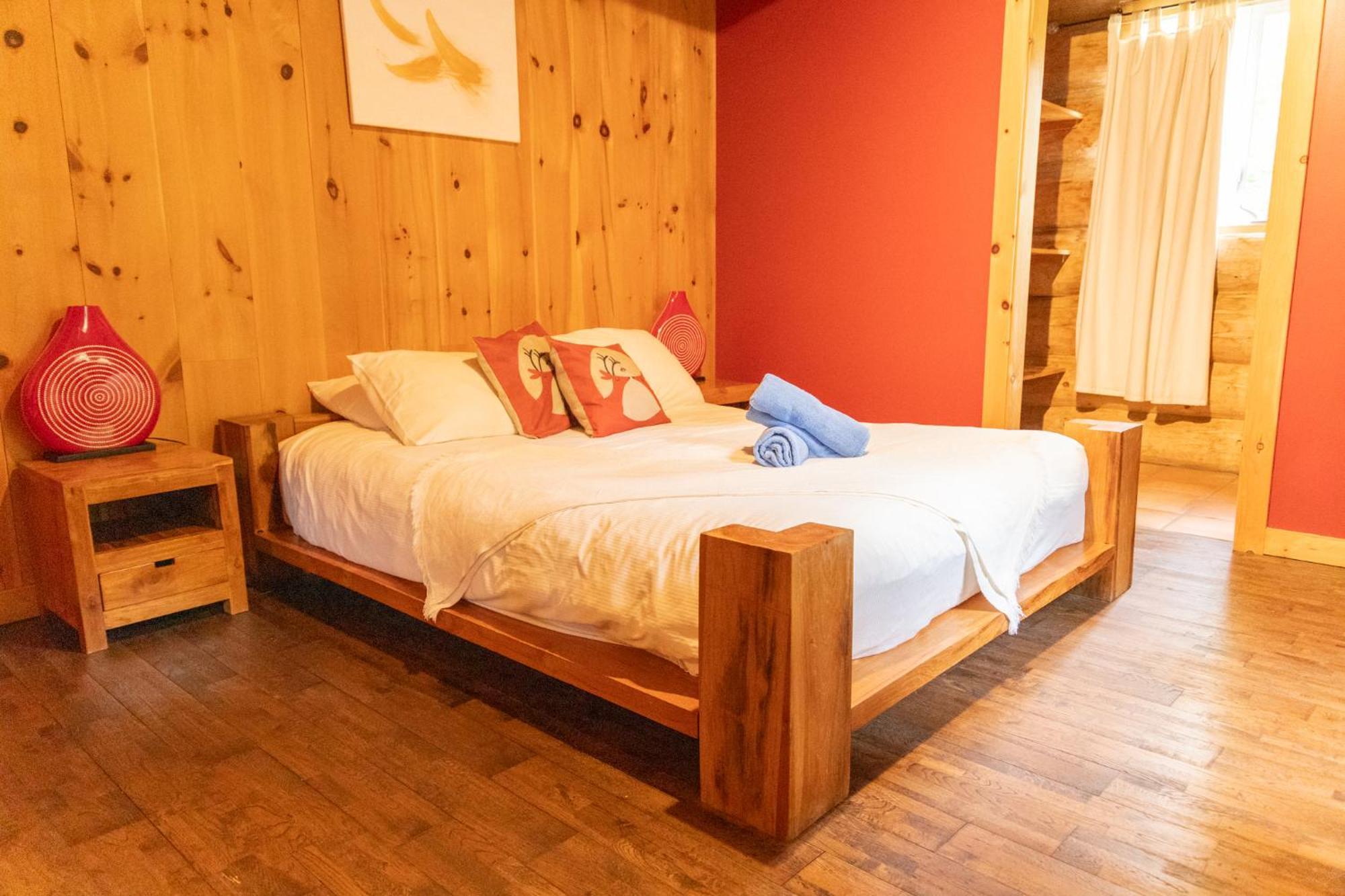 Auberge Couleurs De France Lac-Simon Kültér fotó